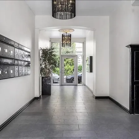 Appartement Lovely 2-bedroom Vacation In ! *